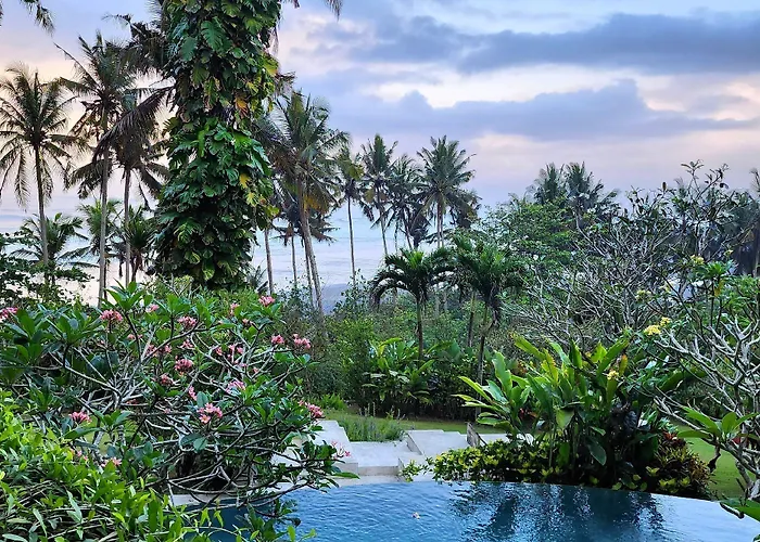 Delmara At Hotel Balian